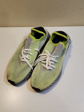 Adidas Deerupt Runner in the "Solar Slime" colorway Mesh Sneakers Sz 13